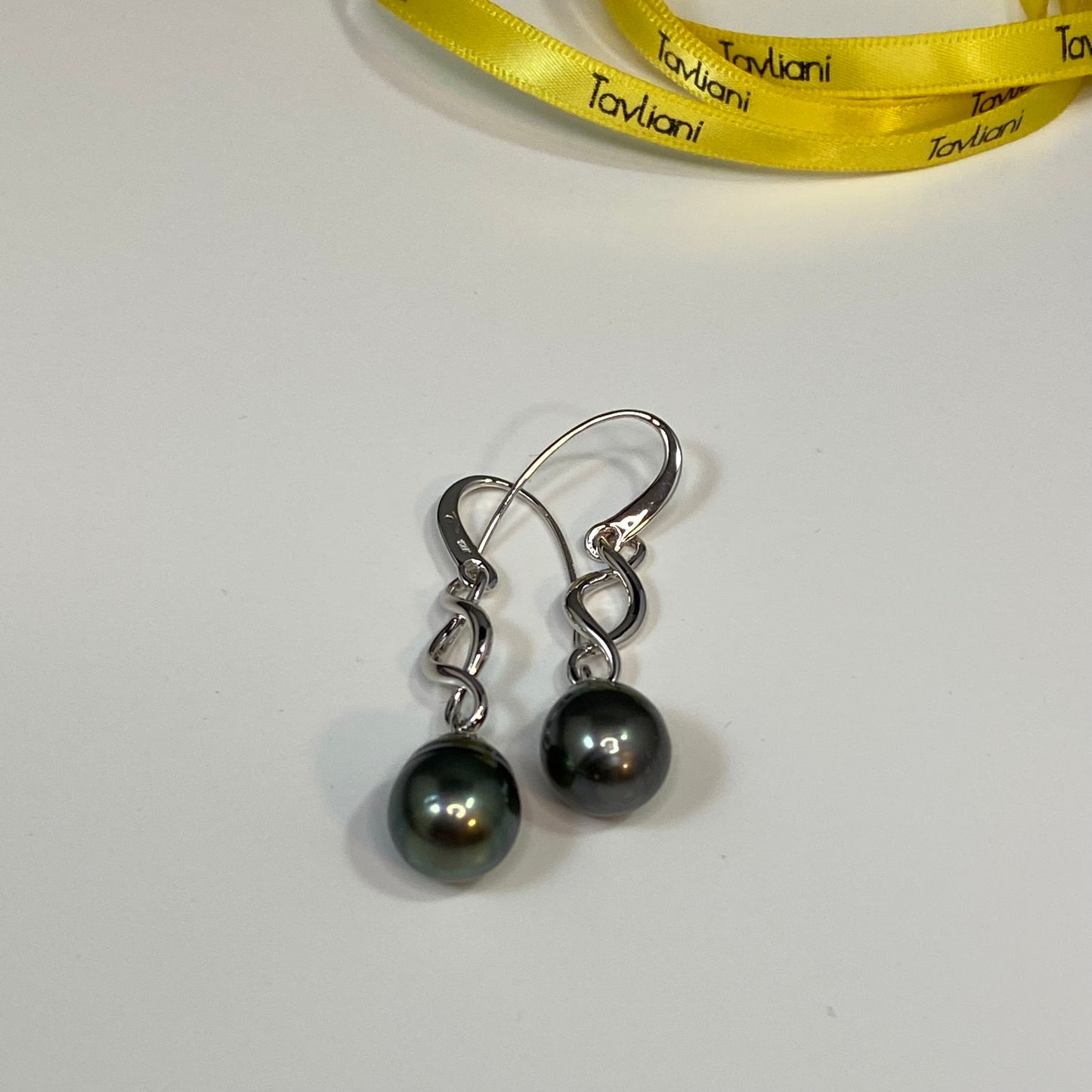 Tahitian Pearl Earrings