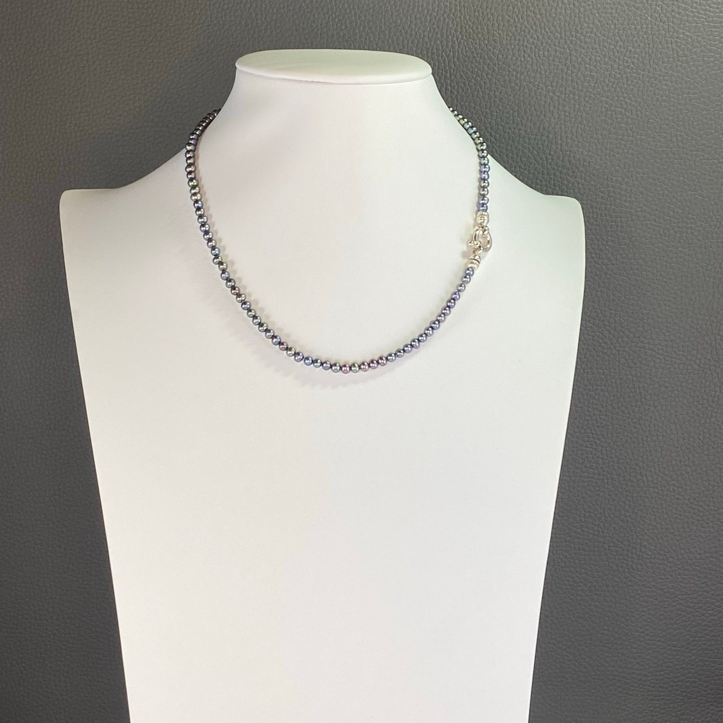 Elegant Multi-Hued Black Pearl Necklace