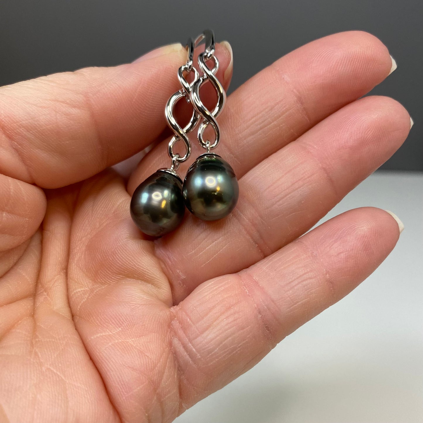 Tahitian Pearl Earrings